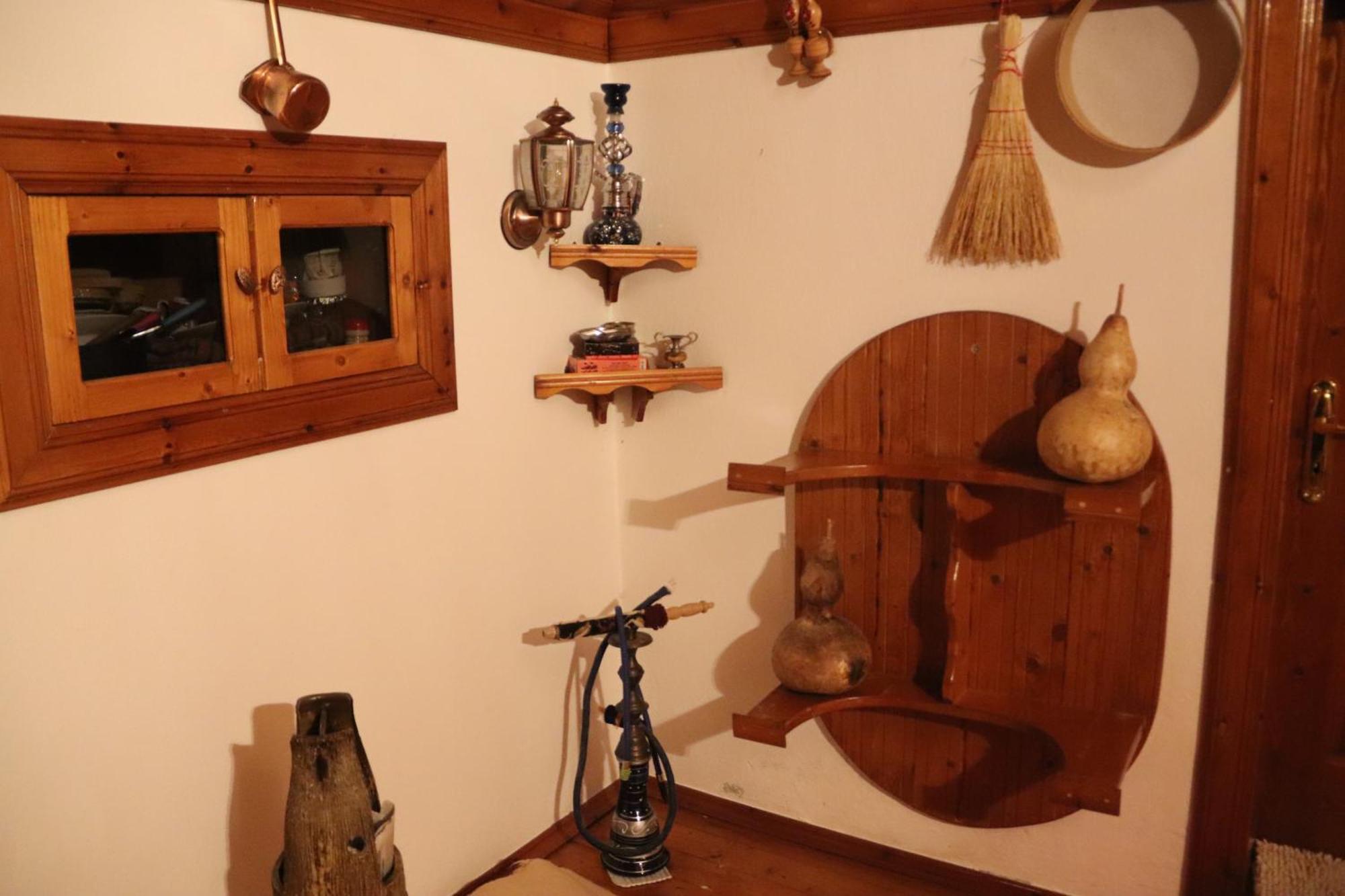 Raisa Guesthouse 12 Берат Экстерьер фото